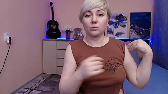 BlondPearl's Live XXX Chat