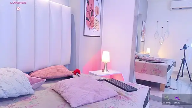 MiaMidnnightt Live XXX-Chat