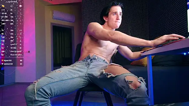 ChristianLevine_ Adlı Modelin Canlı XXX Sohbeti