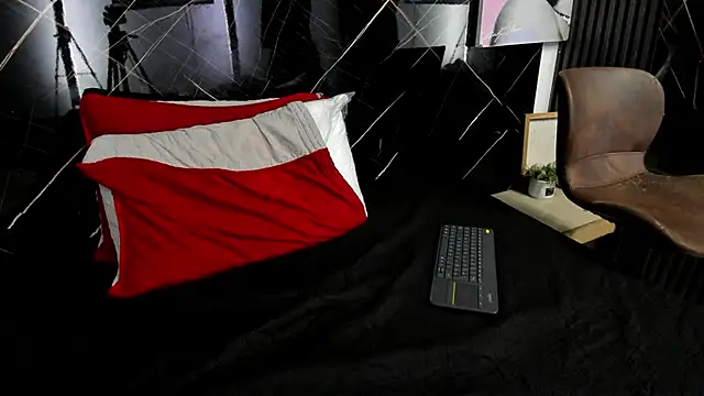 Czat XXX na żywo – Camilo_Contreras