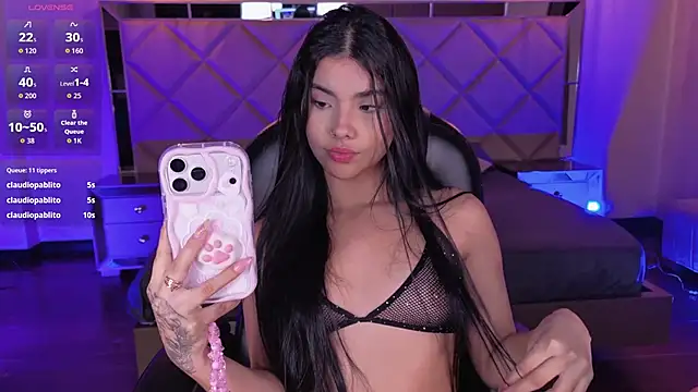 MiaLaurence Chat XXX live