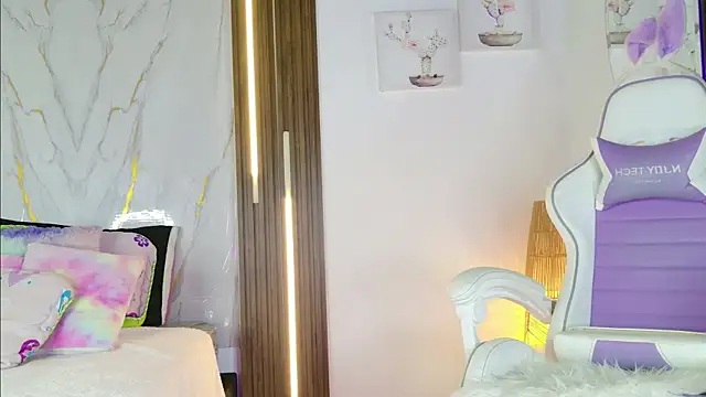 mia_099 Live XXX-chat