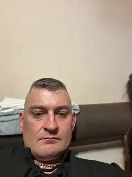 ariana98 – Naživo XXX chat