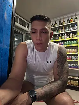 XXX chat uživo modela OliverWest04