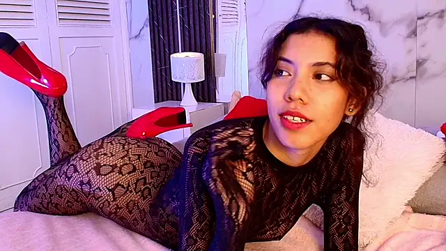 BellaHarpeer live XXX chat