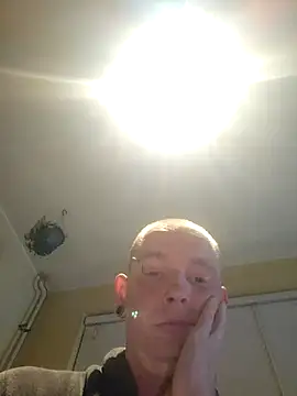 piercingpik live XXX chat
