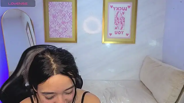 Živý XXX chat Little_Samy_v
