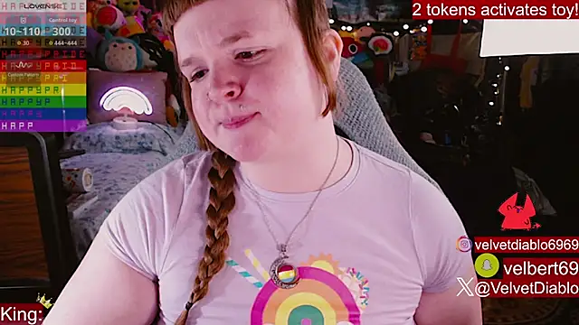 Chat +18 de VelvetDiablo ao vivo