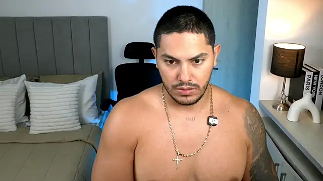 owen-pierces Live XXX-chat