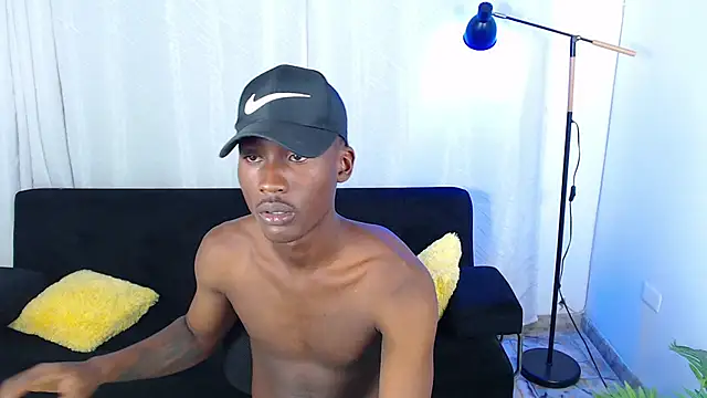 XXX chat uživo modela alexaandro18