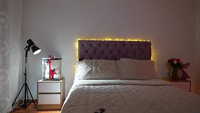 Samantha_e2 Obrolan Langsung XXX