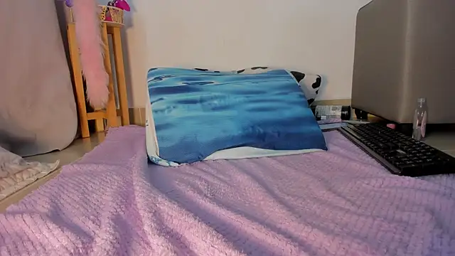 Nanny_11 লাইভ XXX চ্যাট