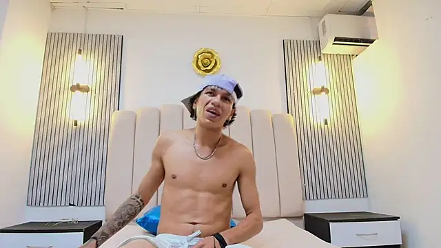 Chat +18 de MAXIMO_BENET ao vivo