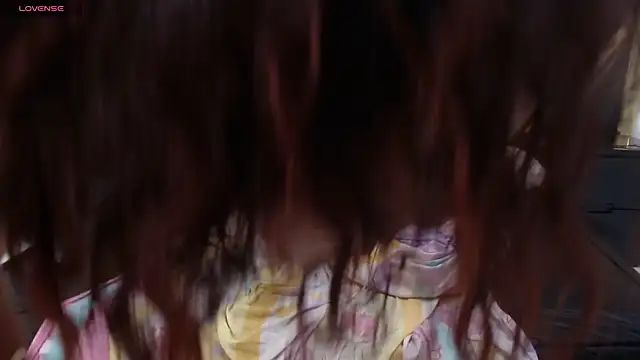 AprilyCrystal2's Live XXX Chat