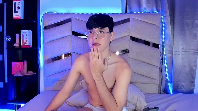 Tom_Parker_ Chat XXX live