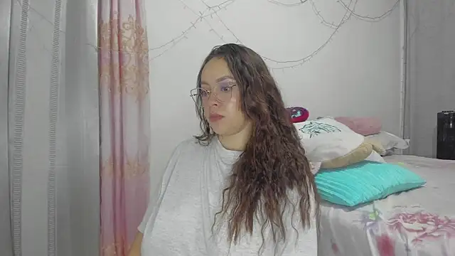 HARLEYNAPIER's Live XXX Chat