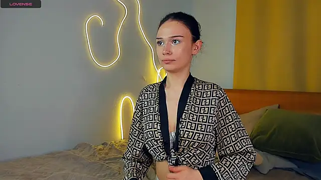 LynnCiprian XXX чат на живо