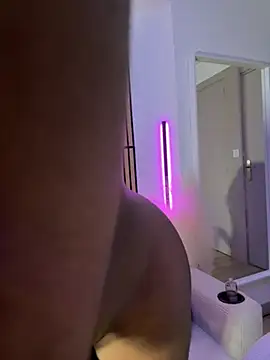 Blaackcat Adlı Modelin Canlı XXX Sohbeti