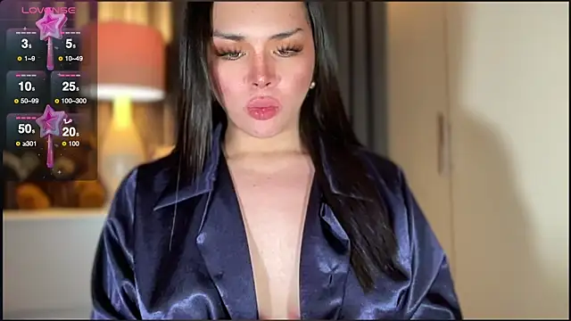 MISSANACONDA Adlı Modelin Canlı XXX Sohbeti