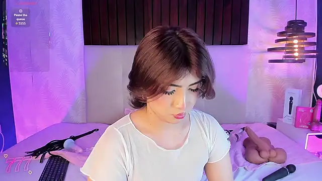 צ'אט XXX בשידור חי של Creamy_Angelo