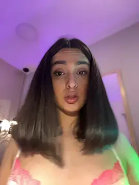 MiahWindsor লাইভ XXX চ্যাট