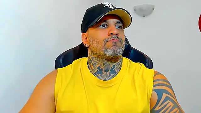JoshRigby Chat XXX in diretta