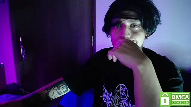 room_hot_x Show Webcam