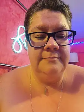 Chat XXX en directo de violentviolet68