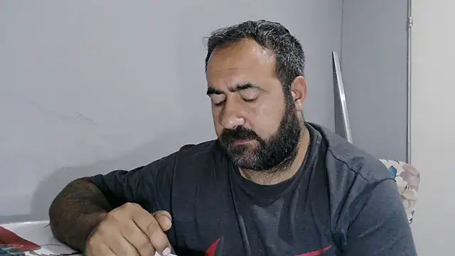 دردشة -dark-look- الجنسية المباشرة