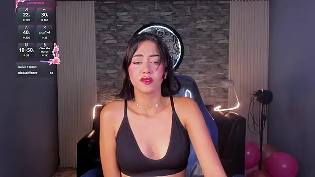 gemma_19_'s Live XXX Chat