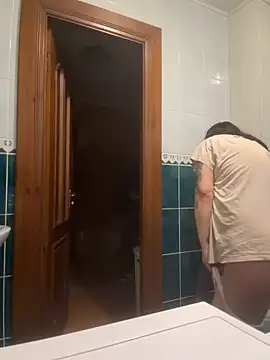 XXX chat uživo modela Naughtbaby_2025
