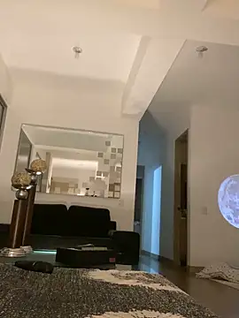 caritoo21's Live XXX Chat