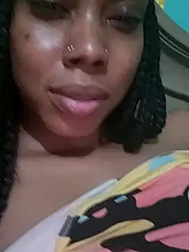 צ'אט XXX בשידור חי של HONEYSWEETS_LIVE