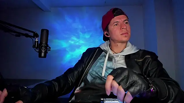 XXX chat uživo modela Headhunterdz