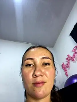 Czat XXX na żywo – Abby_Colyns23