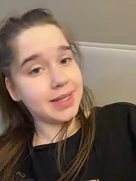 Chat XXX en directo de HornyGirlH