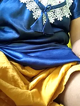 แชท XXX สดของ Priyasexcpl