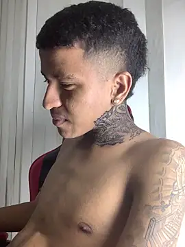 Anthony_clark1 লাইভ XXX চ্যাট
