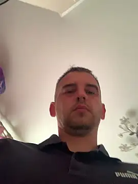 Chat XXX en directo de Maxpeins