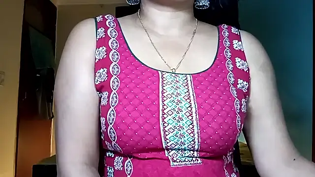 YourDesi_Laila_'s Live XXX Chat