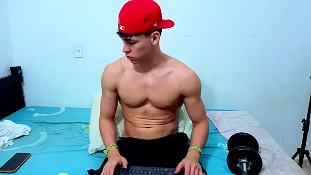 Luke_Muscle Live XXX-Chat
