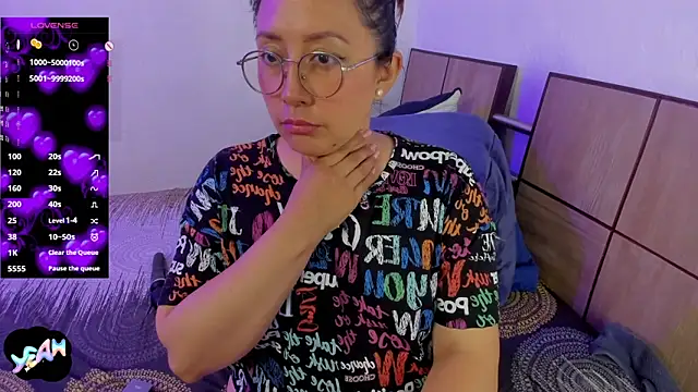 XXX chat uživo modela ella_harry