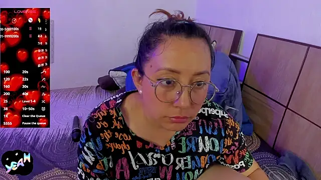 צ'אט XXX בשידור חי של ella_harry