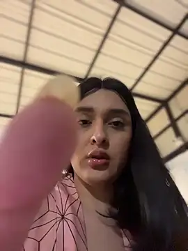 MiahWindsor's Live XXX Chat