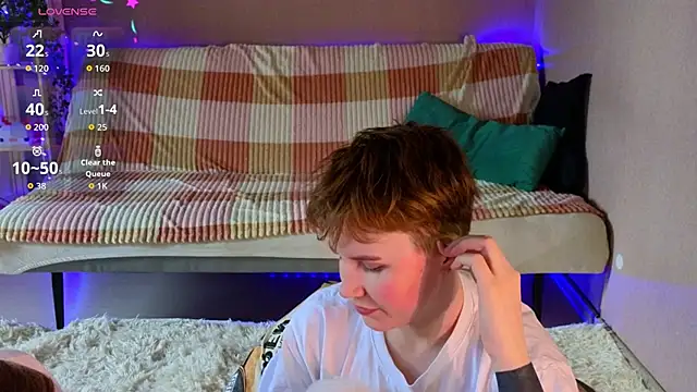 two_gerls_here Live XXX Chat