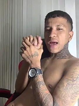 Chat XXX en directo de Anthony_clark1