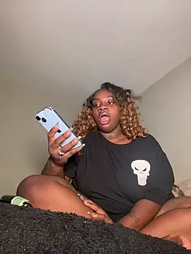 Chatroom XXX en direct de LillShayy