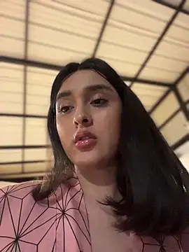 MiahWindsor's Live XXX Chat
