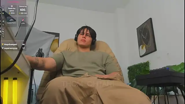 Chat XXX ao vivo de Thom_Ohtani