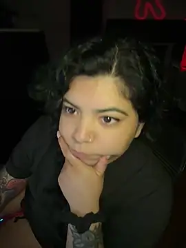 kimmiakiss22's Live XXX Chat